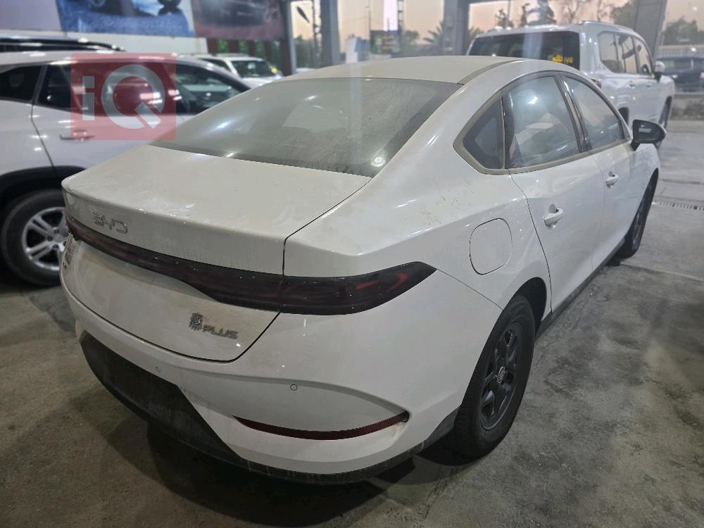 بي واي دي Qin Plus